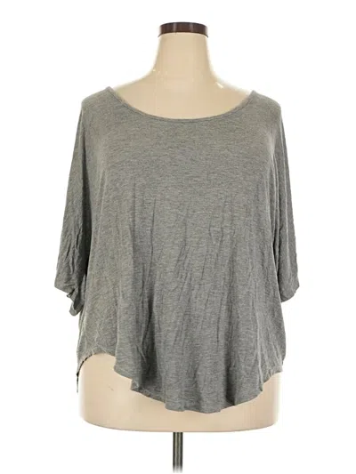 Pre-owned Rouge 3/4 Sleeve Top Gray Scoop Neck Tops