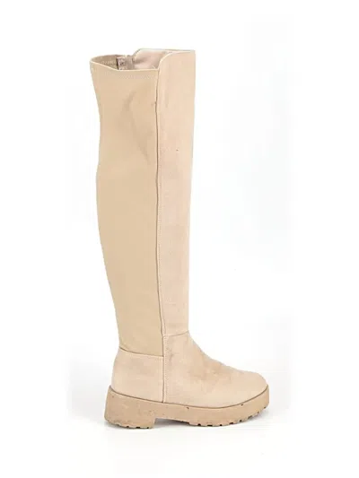 Pre-owned Rouge Boots In Brown