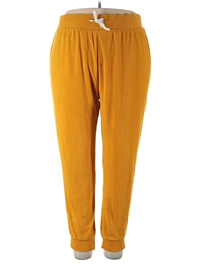 Pre-owned Rouge Casual Pants In Yellow