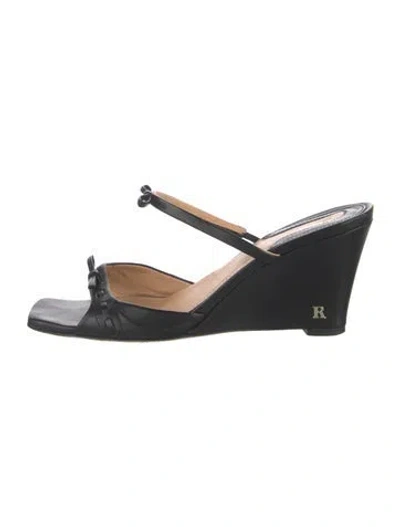 Pre-owned Rouje Leather Bow Accents Sandals In Black