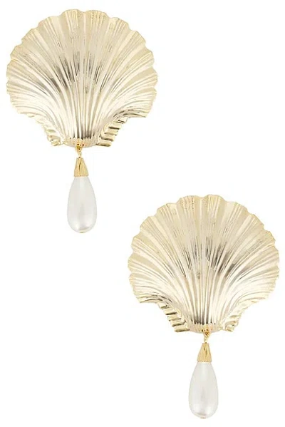 Rowen Rose Oversized Shell Brooch In Gold