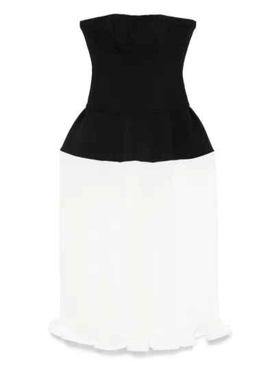 Rowen Rose Pleated Maxi Dress In Black