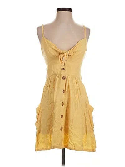 Pre-owned Roxy Casual Dress In Yellow