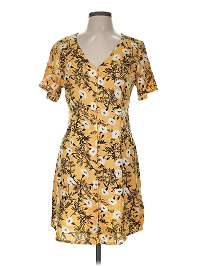 Pre-owned Roxy Casual Dress In Yellow