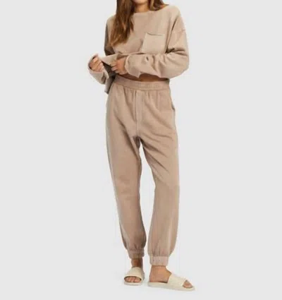 Roxy Doheny Jogger In Root Beer In Multi