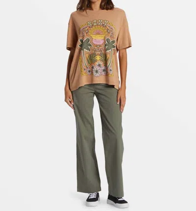 Roxy Morockin Tee In Camel In Brown