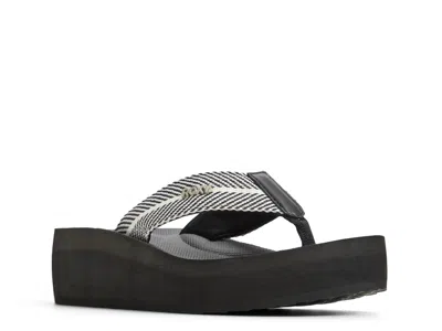Roxy Play Day Sandal In Black