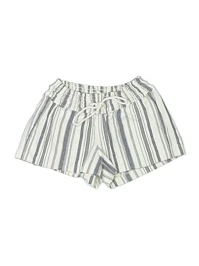 Pre-owned Roxy Shorts In Ivory