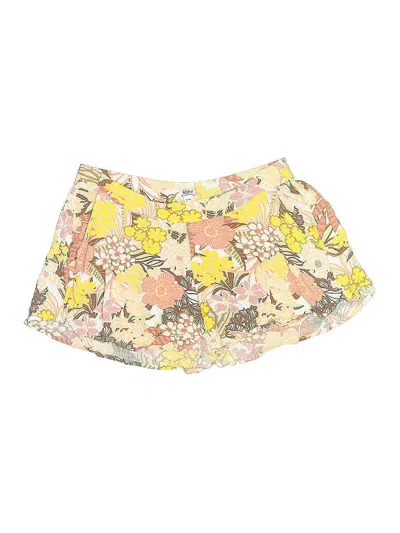 Pre-owned Roxy Shorts In Yellow