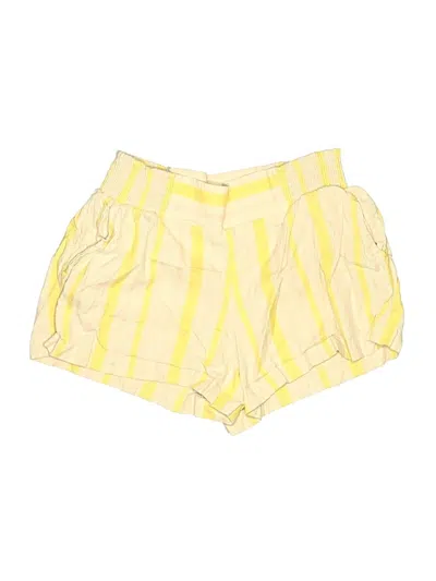 Pre-owned Roxy Shorts In Yellow
