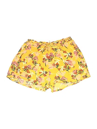 Pre-owned Roxy Shorts In Yellow
