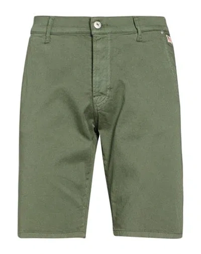 Roy Rogers Roÿ Roger's Man Shorts & Bermuda Shorts Green Size 33 Cotton, Elastane