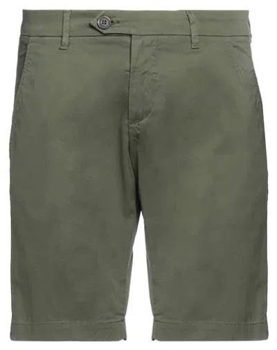 Roy Rogers Roÿ Roger's Man Shorts & Bermuda Shorts Military Green Size 30 Cotton, Elastane
