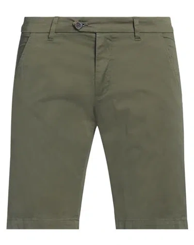 Roy Rogers Roÿ Roger's Man Shorts & Bermuda Shorts Military Green Size 32 Cotton, Elastane