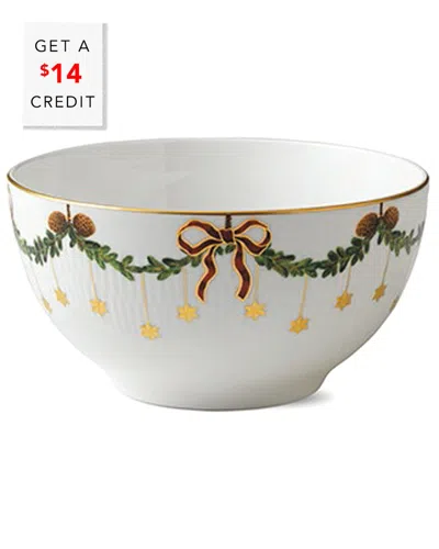 Royal Copenhagen 1.75qt Star Fluted Christmas Bowlwith $14 Credit In Multi