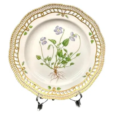 Pre-owned Royal Copenhagen Flora Danica 9" Plate, Viola Canina L, Gilt Border In Gold