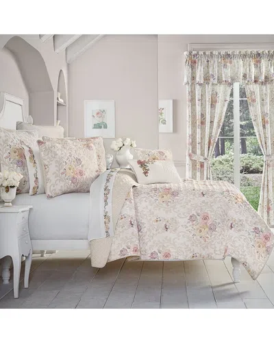 Royal Court Chardonnay Quilt Set In Neutral