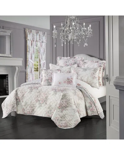 Royal Court Estelle Quilt Set