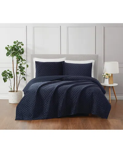 Royal Velvet Diamond Velvet Quilt Set