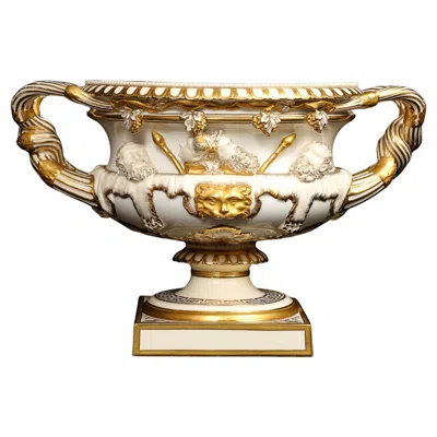 Pre-owned Royal Worcester An Incredible  Porcelain Double-handled Urn With Relief Soldiers In Sand