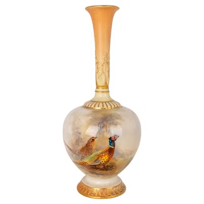 Pre-owned Royal Worcester England Signed Small Porcelain Vase In Sand