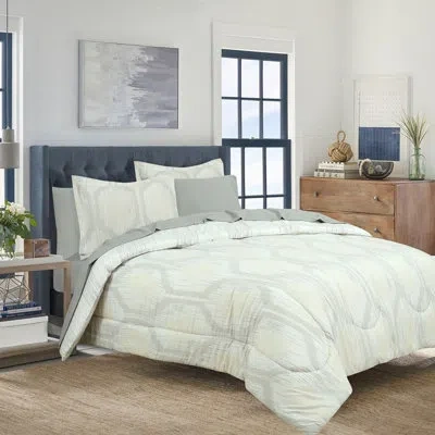 Royale Linens Hexagon9244 Grey Microfiber Reversible Comforter In Grey Hexagon Strie