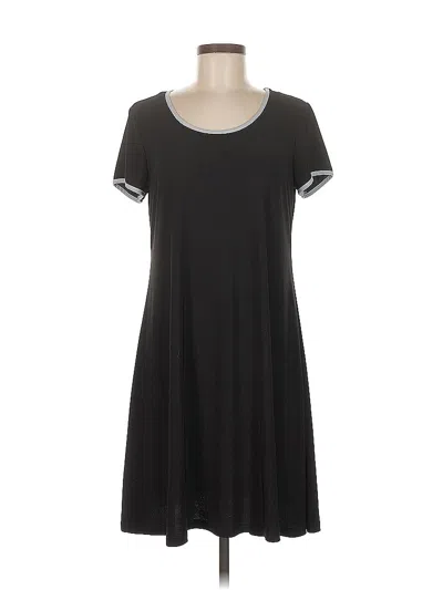 Pre-owned Roz & Ali Casual Dress In Black