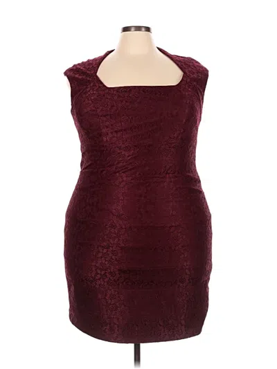 Pre-owned Roz & Ali Cocktail Dress In Burgundy