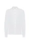 Rrd White In White
