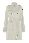 Rrd White In White