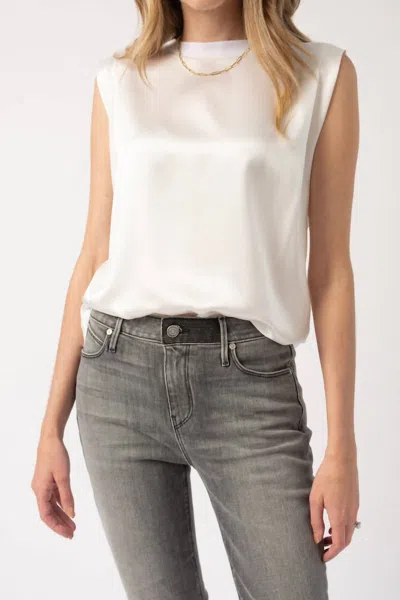 Rta Tyler Pleated Top In White