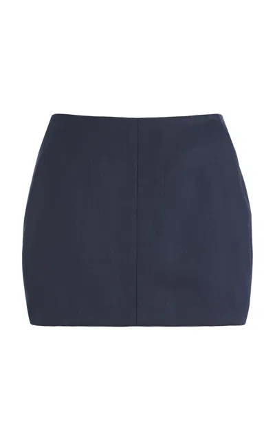 Rùadh Moda Operandi In Blue