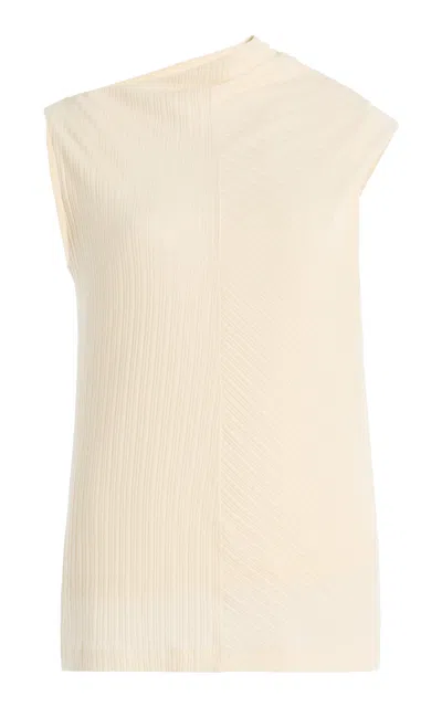 Rùadh Moda Operandi In White