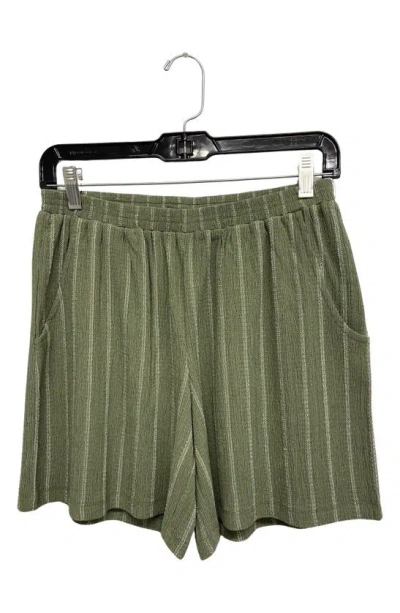 Ruby & Wren Stripe Pull-on Shorts In Green