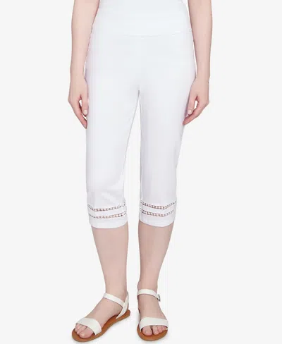 Ruby Rd. Petite Dreamy Clamdigger Pants In White