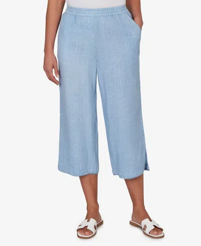 Ruby Rd. Petite Snow Washed Gauze Pull-on Capri Pants In Blue