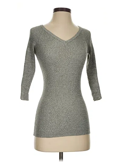 Pre-owned Rue21 3/4 Sleeve Top Gray V-neck Tops