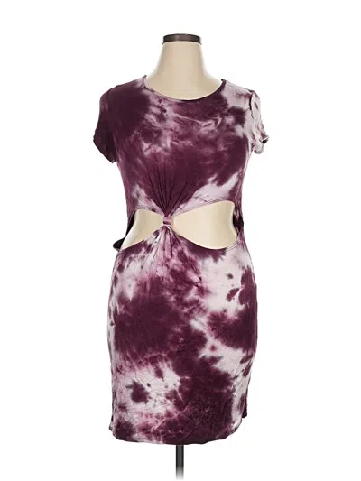 Pre-owned Rue21 Cocktail Dress In Burgundy
