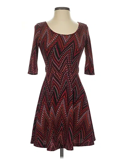 Pre-owned Rue21 Cocktail Dress In Burgundy