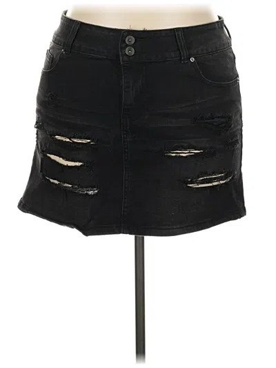 Pre-owned Rue21 Denim Skirt In Black