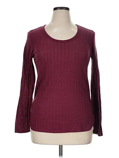 Pre-owned Rue21 Long Sleeve T-shirt In Burgundy