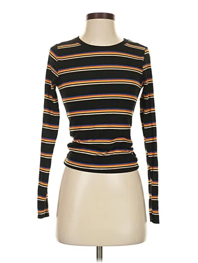 Pre-owned Rue21 Long Sleeve T-shirt In Gold