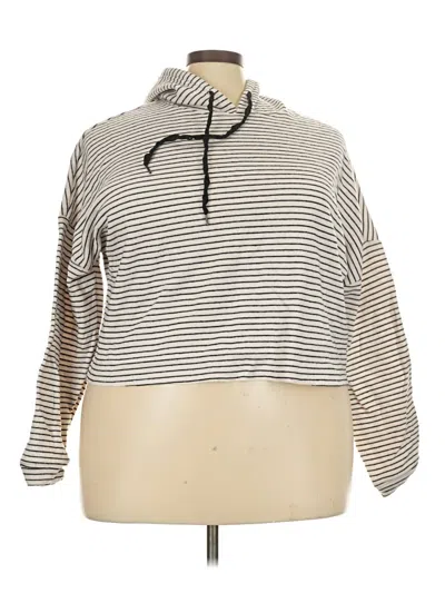 Pre-owned Rue21 Pullover Sweater In Ivory