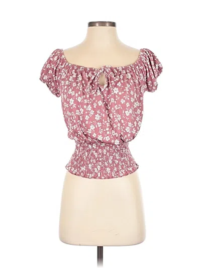 Pre-owned Rue21 Short Sleeve Blouse In Burgundy