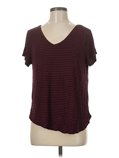 Pre-owned Rue21 Short Sleeve T-shirt In Burgundy