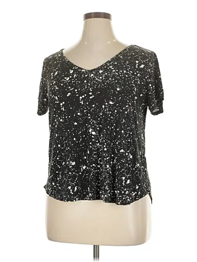 Pre-owned Rue21 Short Sleeve T-shirt In Silver