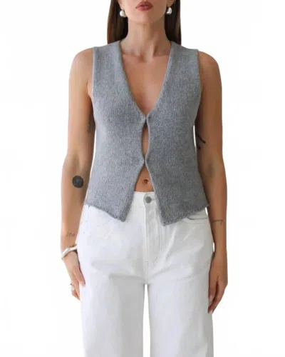 Rumored Women's Prince Street Top In Grey