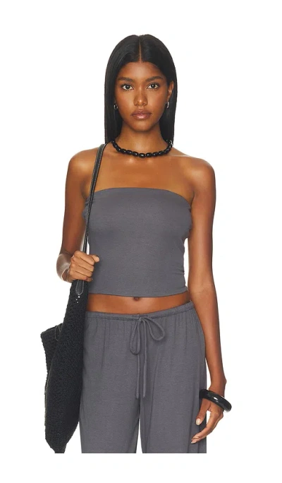 Runaway The Label Anji Strapless Top In Gray