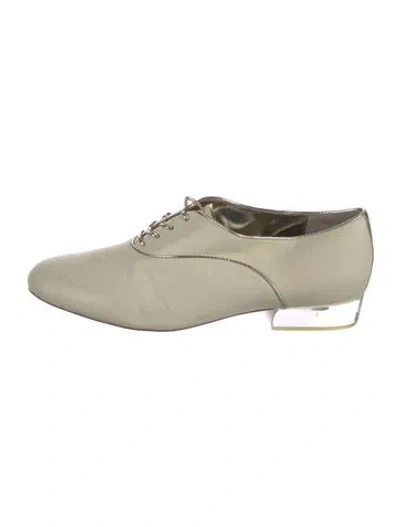 Pre-owned Runway Marc Jacobs 2018 Leather Oxfords In Neutral