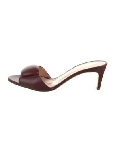 Pre-owned Rupert Sanderson Leather Mules In Burgundy